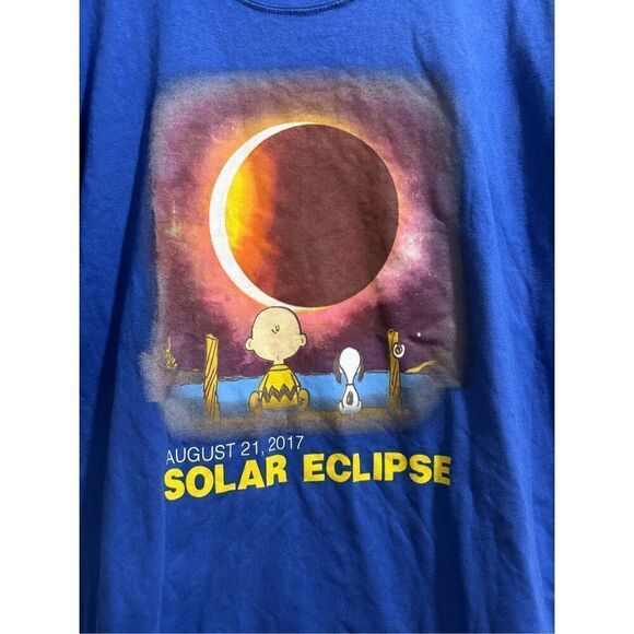 Charlie Brown Eclipse T-shirt size XL - Picture 2 of 2
